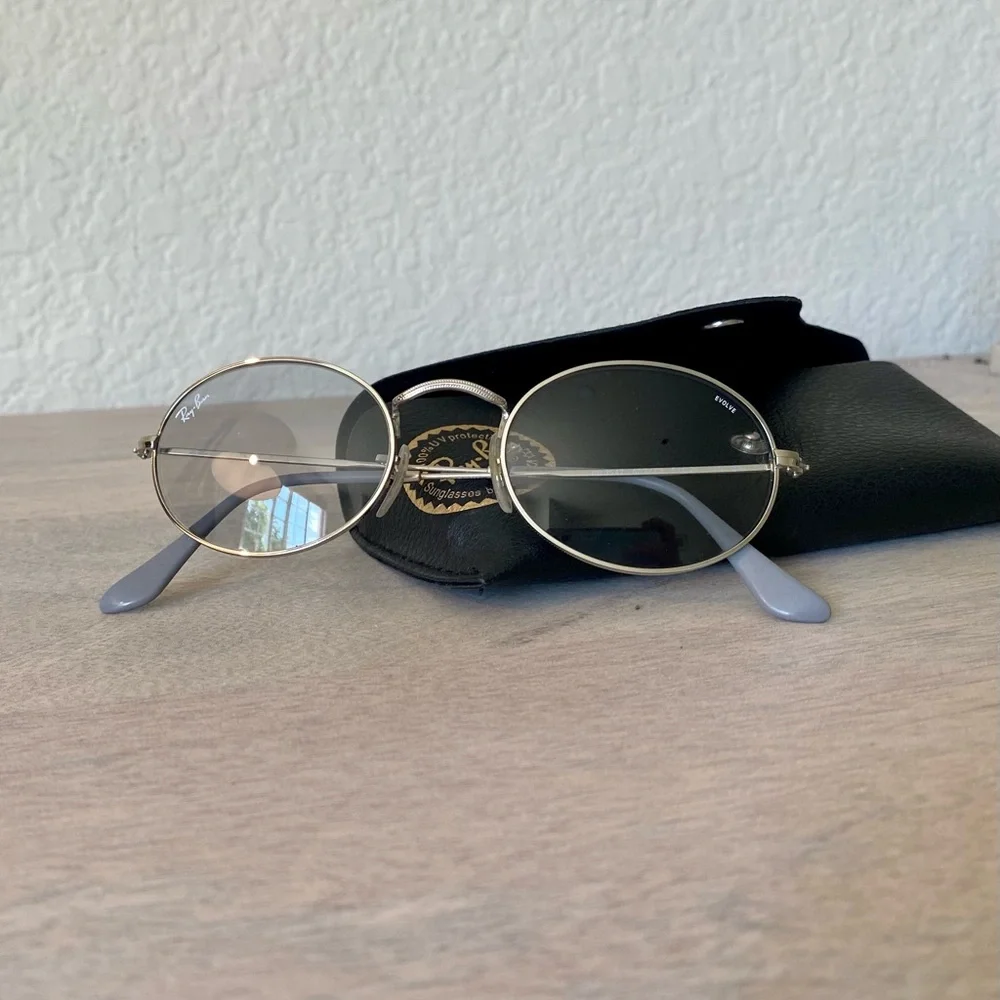 Ray-Ban Round Flash Lenses with matte silver frame